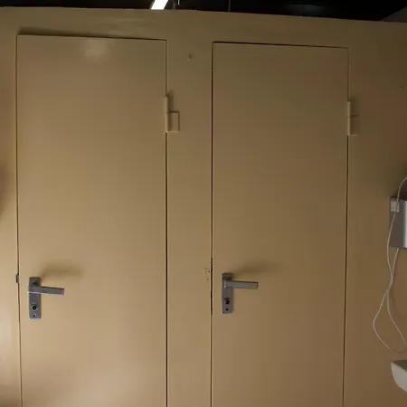 Кемпинг Przyczepa Surfzen Ястарня