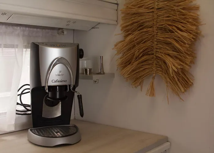 Przyczepa Surfzen مكان تخييم *