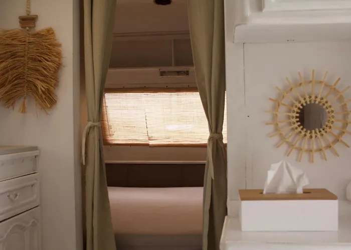 Przyczepa Surfzen * ياستارنيا